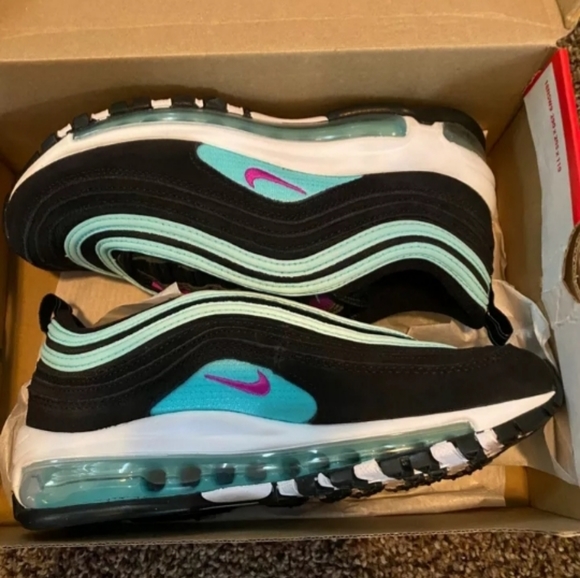 Air Max 97 - Picture 2 of 4